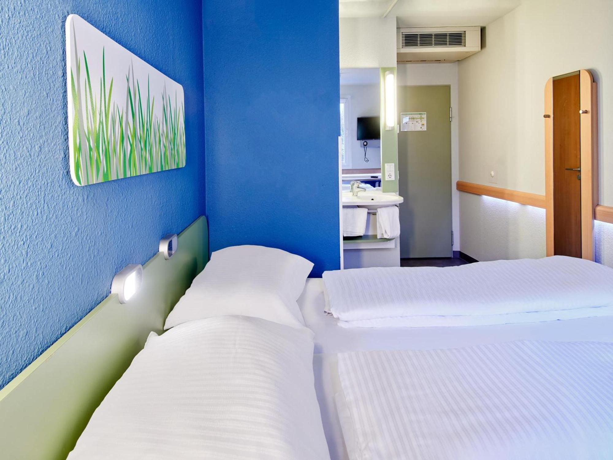B&B Hotel Koeln-Marsdorf ภายนอก รูปภาพ