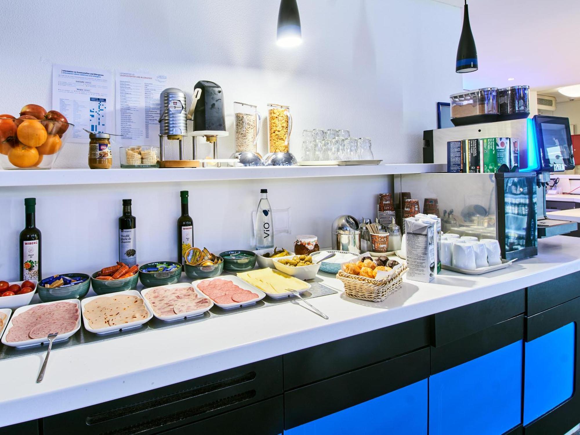 B&B Hotel Koeln-Marsdorf ภายนอก รูปภาพ